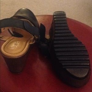 rina wooden platform wedges